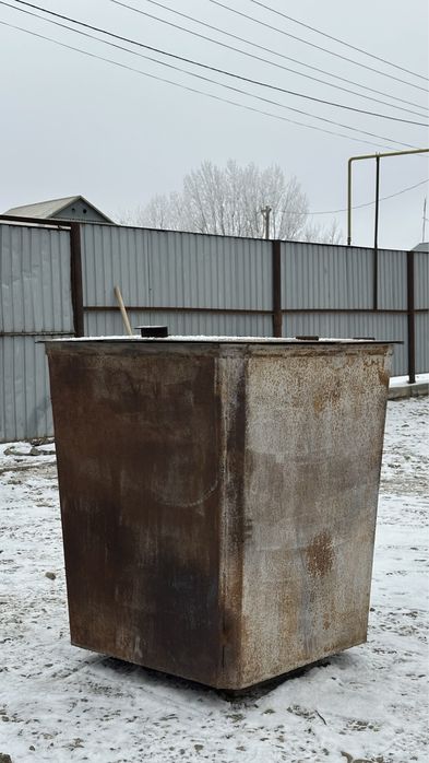 Мусорный Контейнер