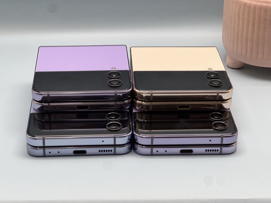 Samsung flip 4 8/256Gb