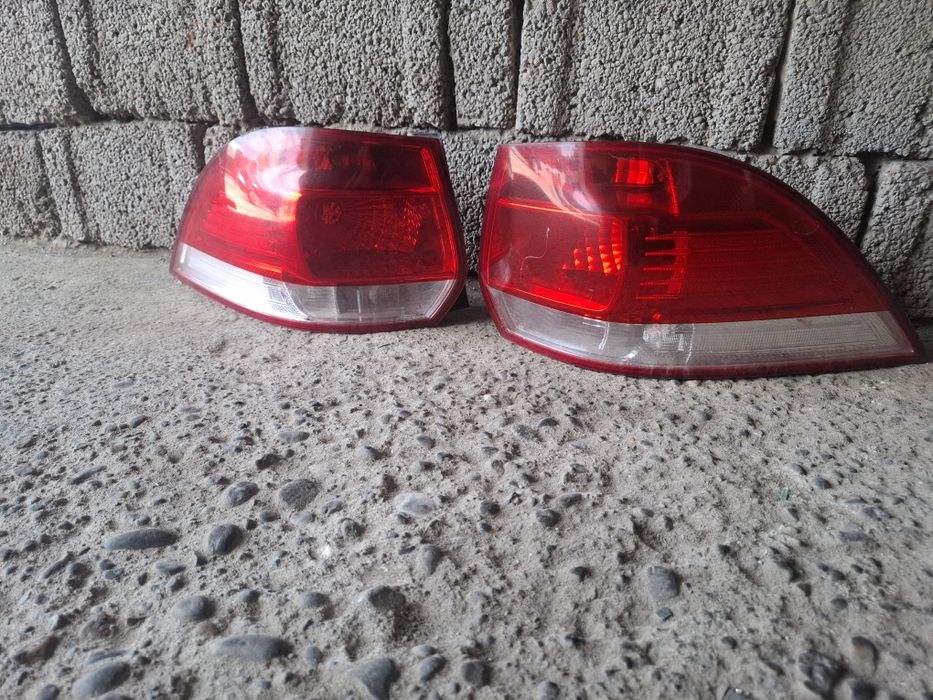 Stopuri Triple Wolswagen Golf 5 Break prețul afișat este pe bucata