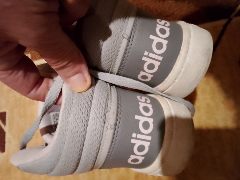 Маратонки за дами