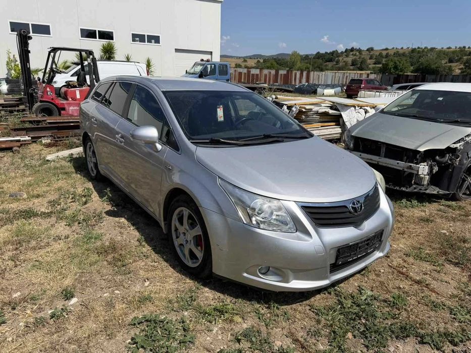Toyota Avensis 2.2 150 кс 2010 автомат На части