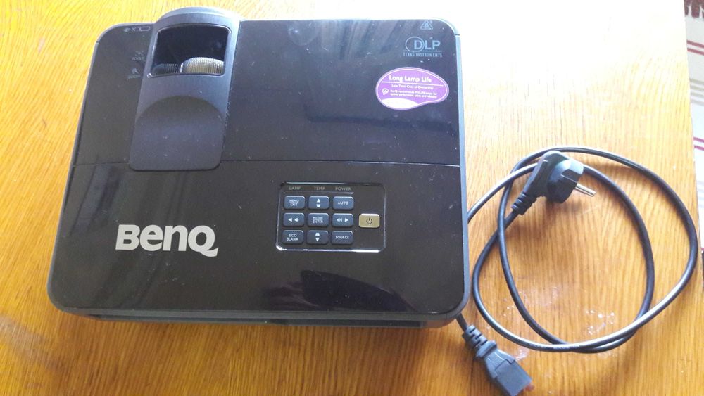 Video Proiector BENQ model MX503