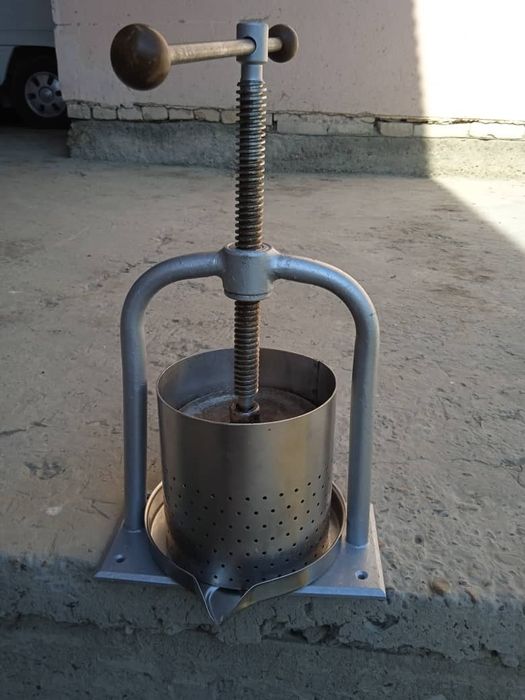 Анор сикадиган прес апарат выжималка