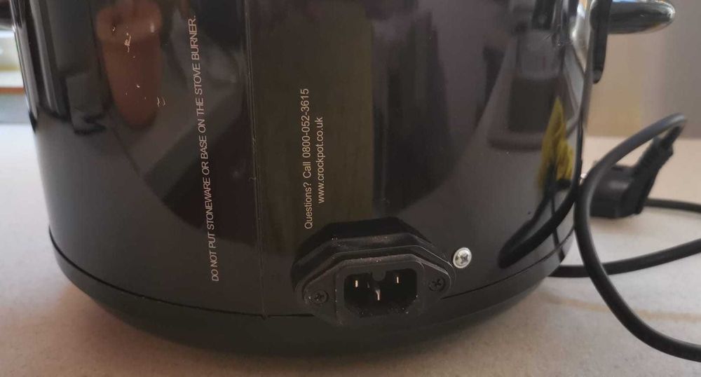 Slow cooker Crock-Pot SCCPRC507B-050, 4.7 l, 2 setari gatit, vas de ceramica detasabil, negru