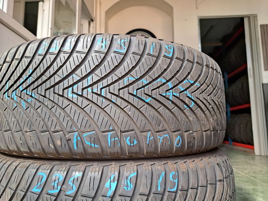 2 anvelope 235/45 R18 Khumo allseason 2024