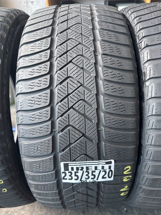 235/35/20 Pirelli M+S