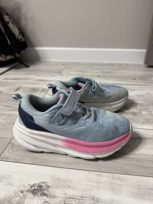 Детская обувь кроссы