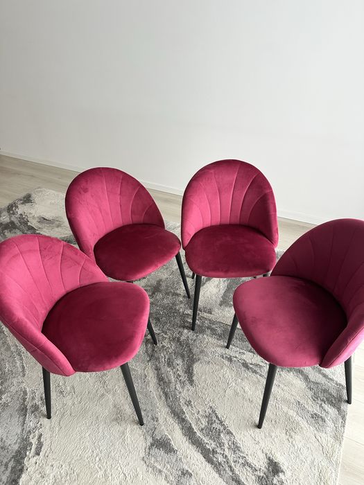 Set 4 scaune catifea fuchsia / dining modern – stare excelentă