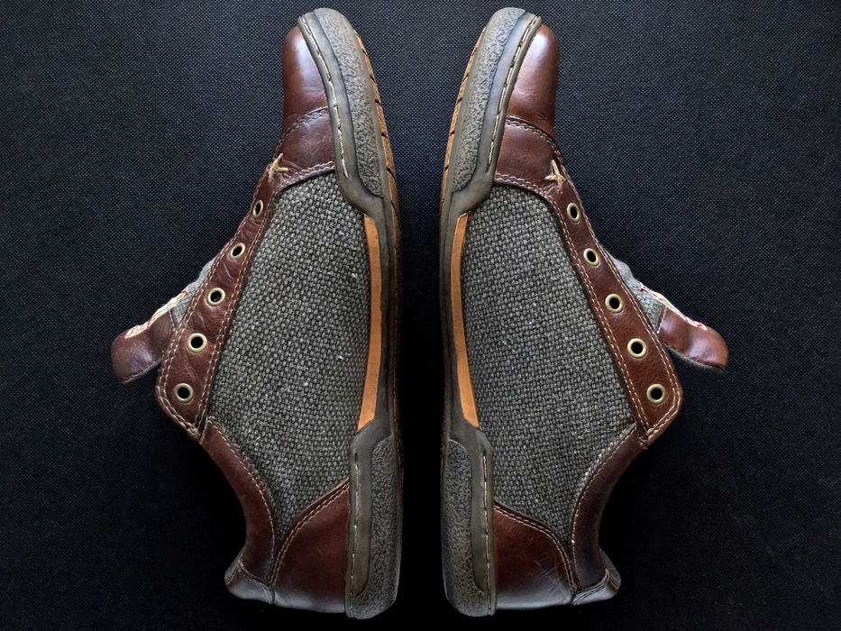 DEADSTOCK 2009 SEVEN7® CLARK BROWN Leather Sneakers — 28 CM