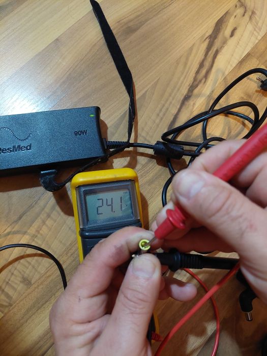 Alimentator la priza pentru aparat apnee Philips original