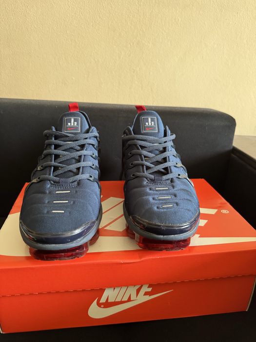 Обувки найк 42 номер