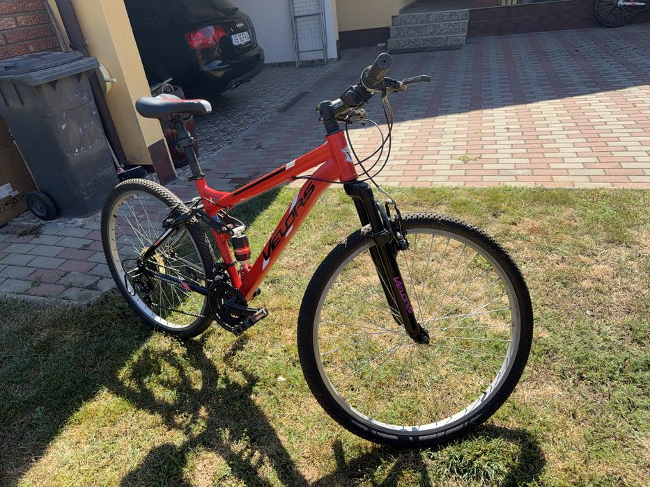 Vand bicicleta noua
