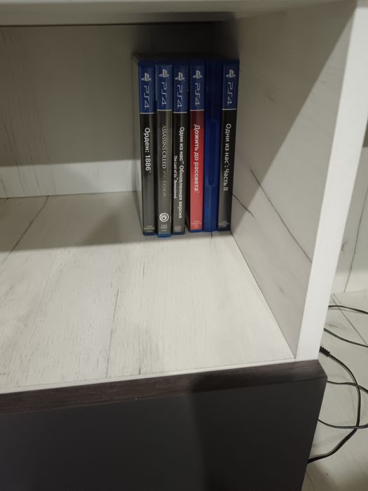 PlayStation 4 slim 1 tb