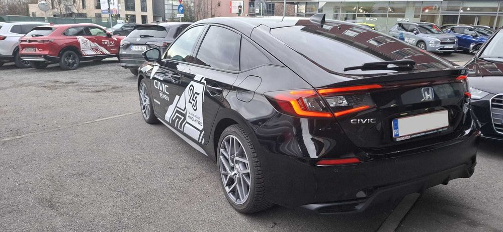 Honda Civic 2.0i Hibrid Advance Facelift