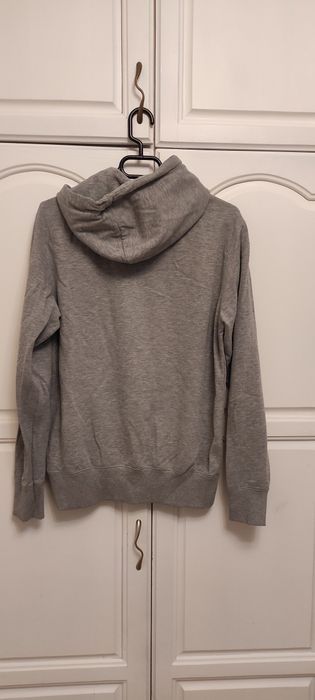 Запазен оригинален суичър