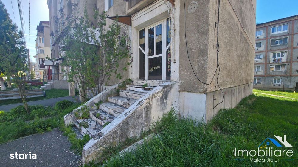 Spatiu comercial / garsoniera – Uricani | Str. Parangului | Parter