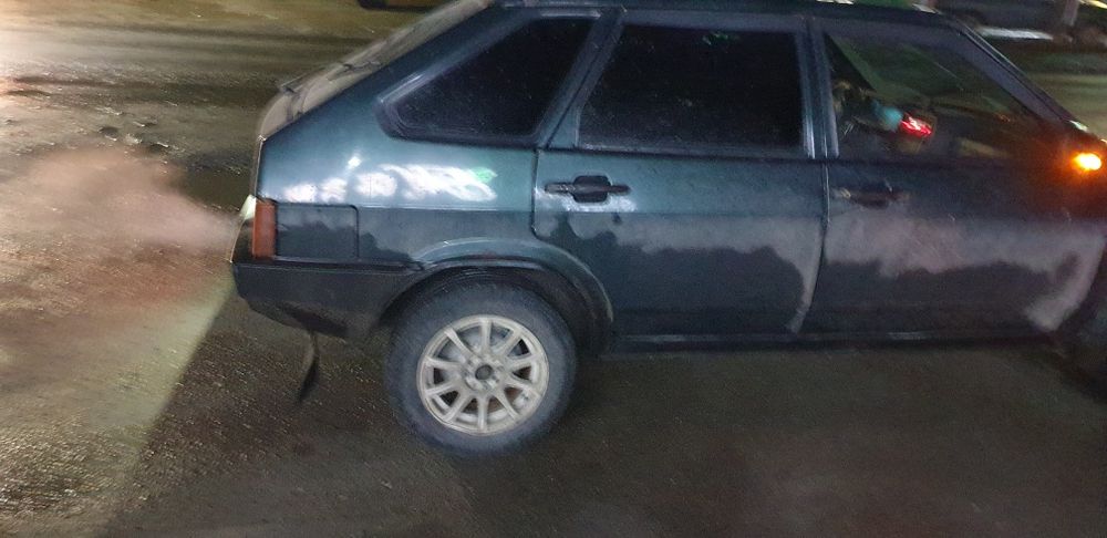 Ваз 2109  в хорошем состоянии  1м