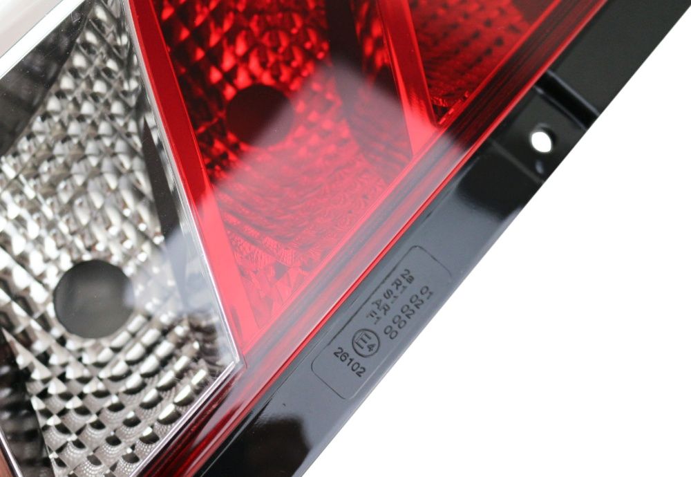 Стопове Стоп Задни Светлини Е4-марк за бус Ивеко IVECO DAILY VI 2014-