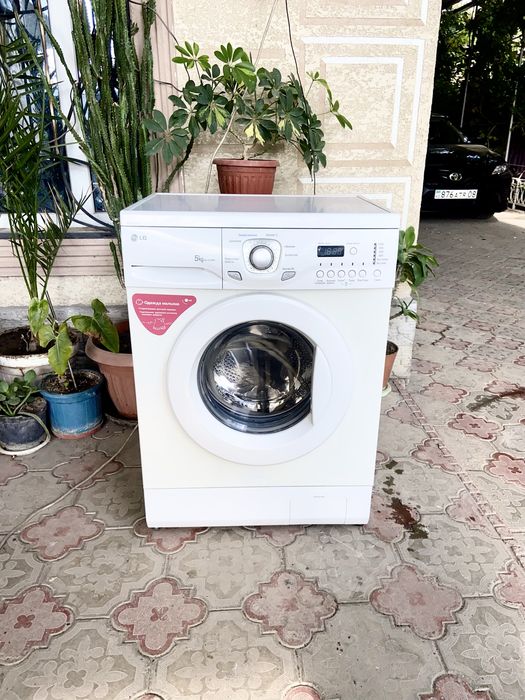 Продам стиральную машинку LG