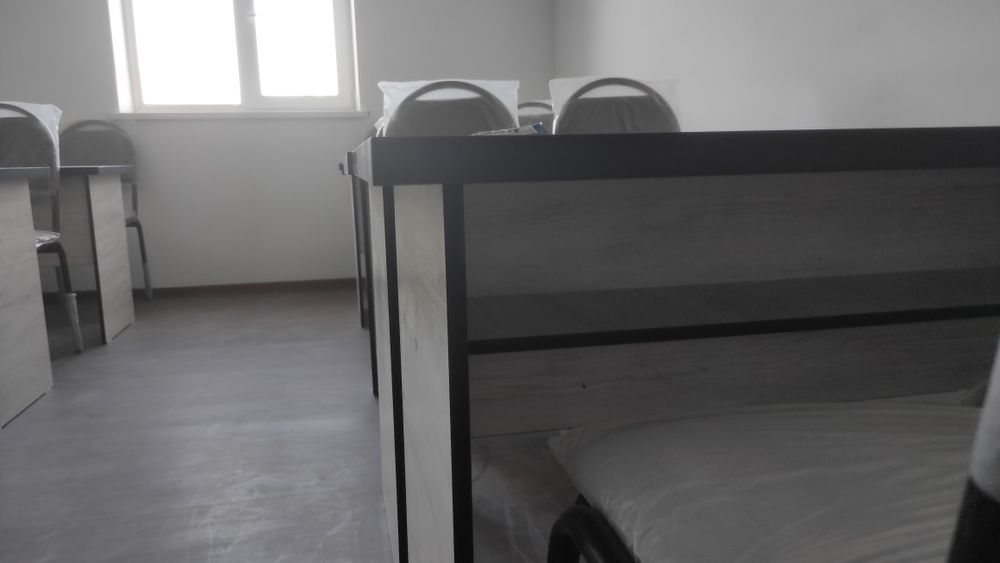 Parta va stul doska sotiladi. Narxi kelishiladi. Optom narxlarda.