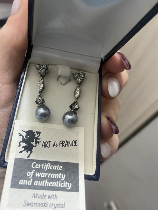 Елегантни висящи обеци Art de France с кристали Swarovski