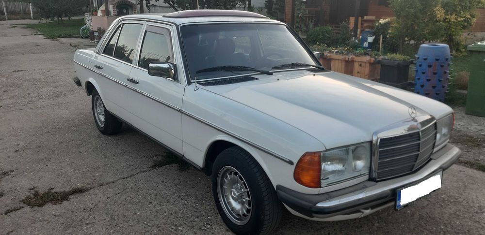 Mercedes , vehicul istoric