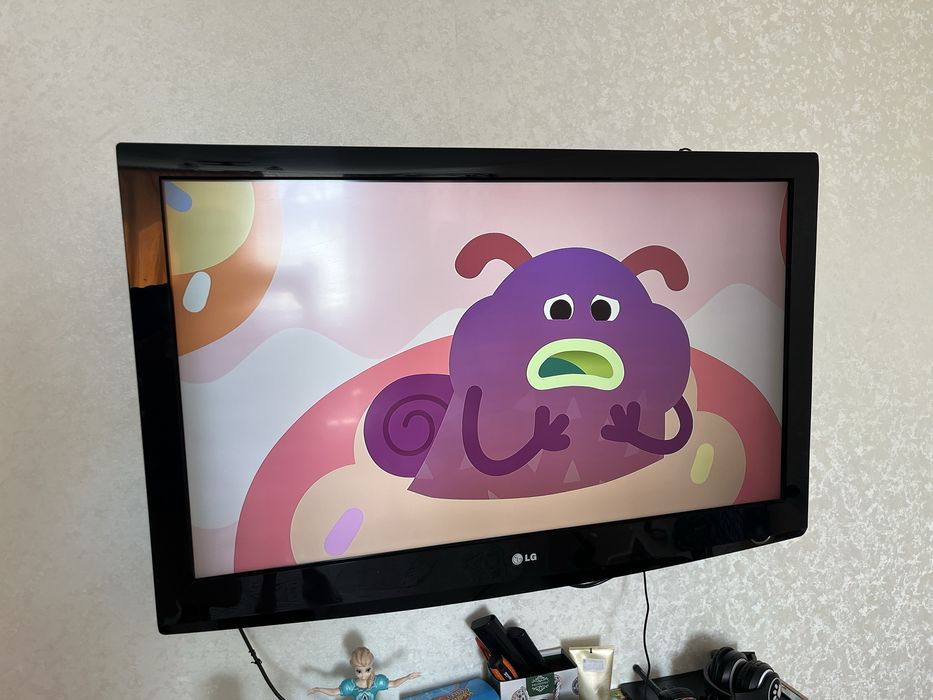 Телевизор LG 42 дюйм