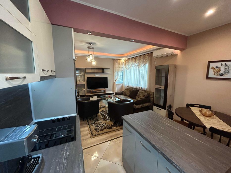 Дава се под наем Тристаен апартамент в Бургас, Възраждане - 85 кв.м за 747.66 € - Снимка #4