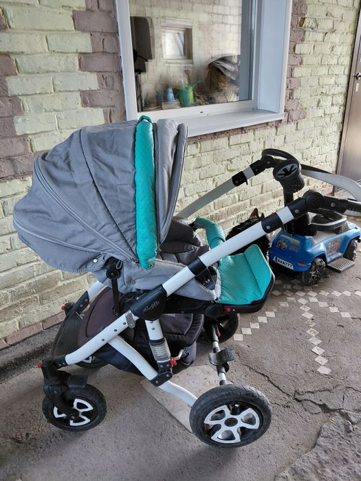 Продам коляску 2 в 1