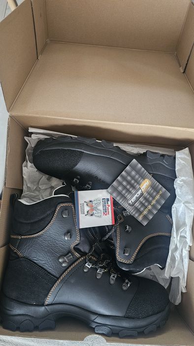 Bocanci protectie Bormio de calitate  cu piele