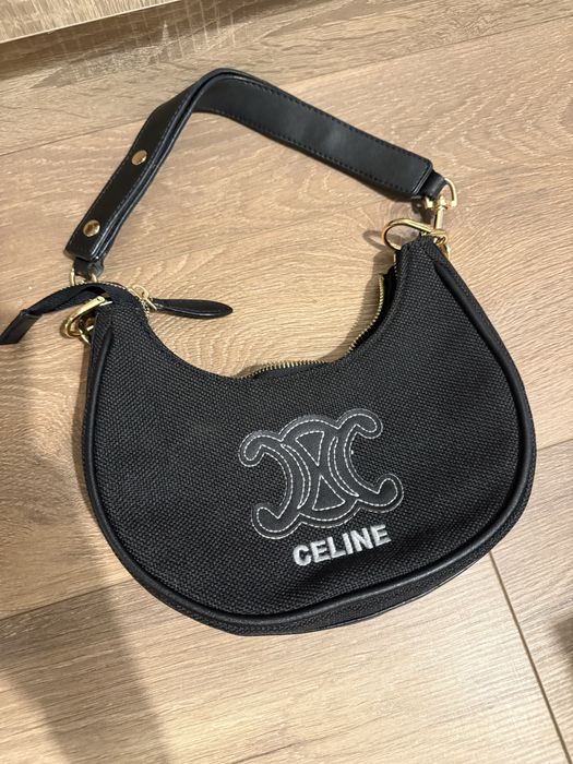 Малка черна чанта