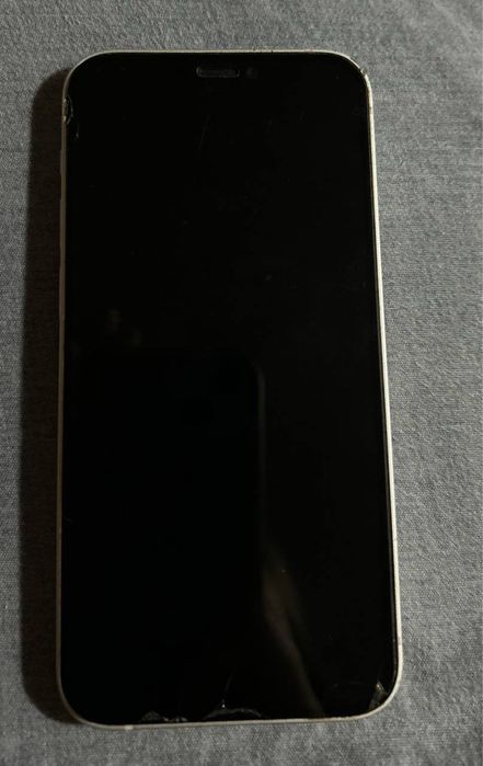 Iphone 12 mini.