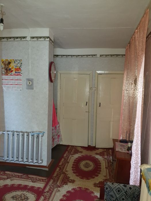 Продаётся полдома