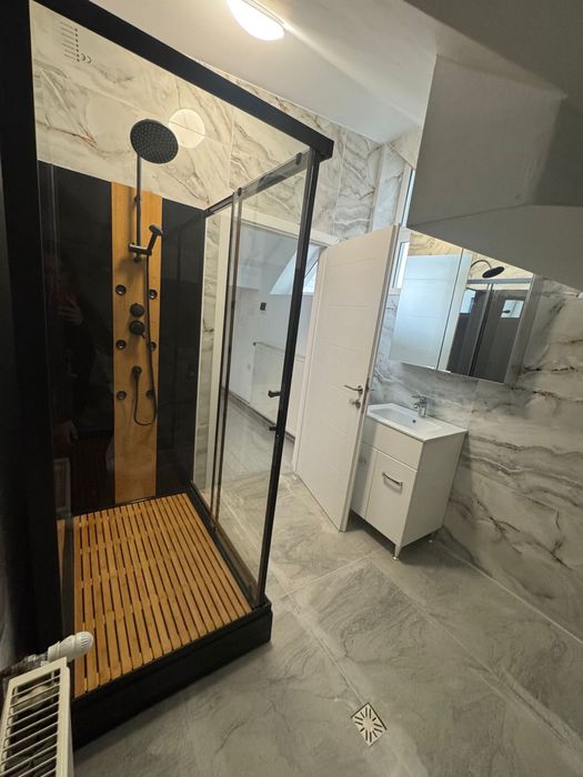 Casa de inchiriat, zona hotel Traian