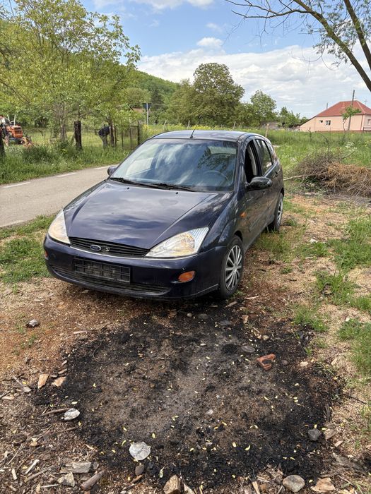 Vamd ford focus 1.8 TDDI pentru piese s au pentru câmp