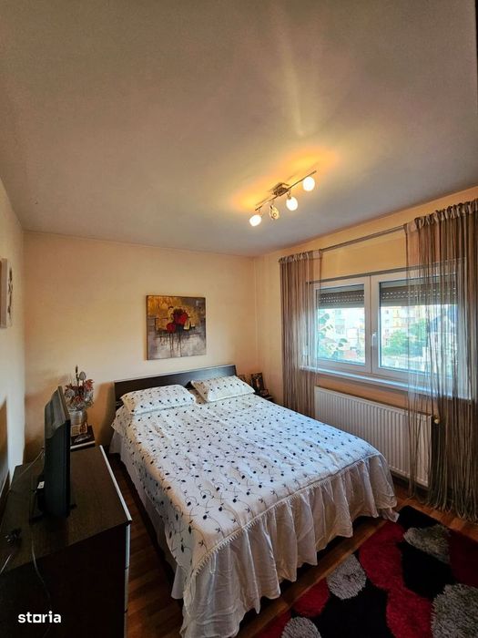 Apartament 2 camere premium, mobilat, centrală proprie zona Cornet
