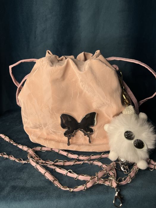 Сумка новая ( брелок, ремешок) средний