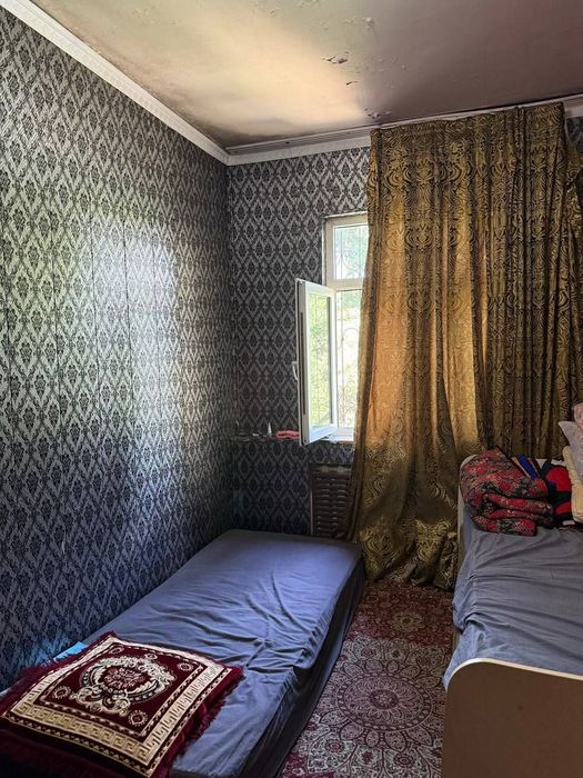 Продаётся квартира Чиланзар 20 квартал 2/4/4 панель 1,5 ×6