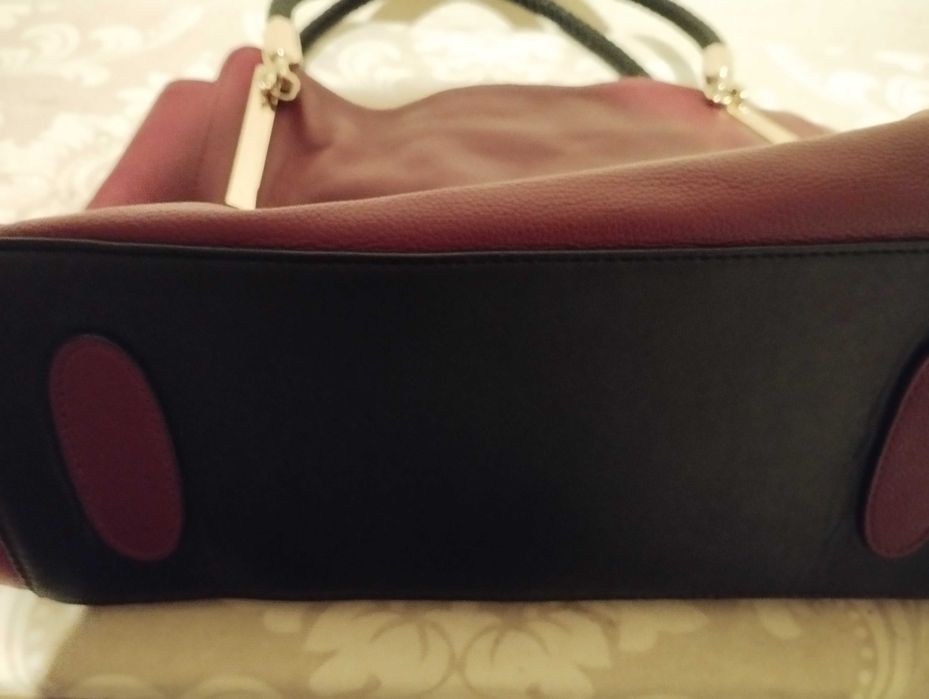 Сумка женская кожаная.