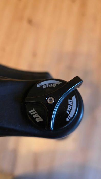 XC Вилка Marzocchi Bomber Z2 29" Boost Suspension Fork 100 mm
