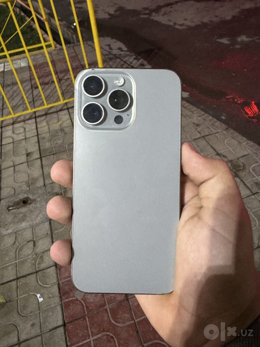 Iphone 15 pro max idial