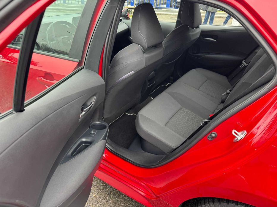 Toyota Corolla 1,8 Hybrid 122 cp