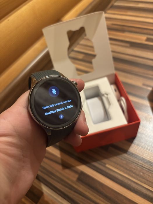 Vand SmartWatch OnePlus Watch 2 ca Nou Fullbox Schimb Trimit
