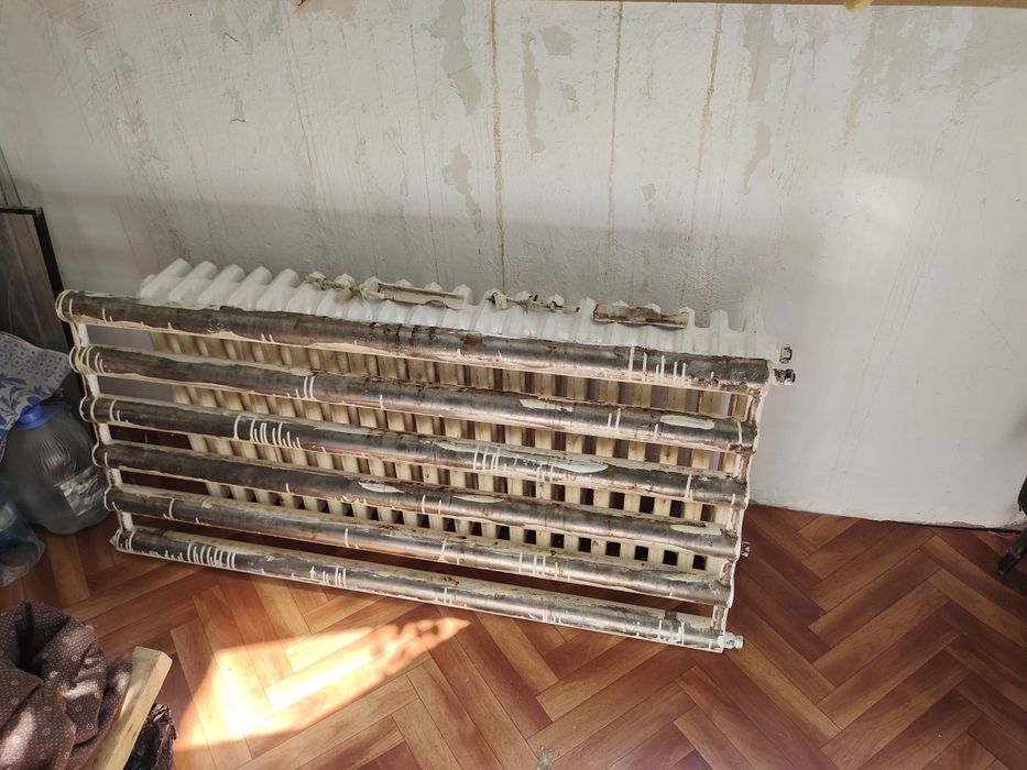 Батарей чугунный