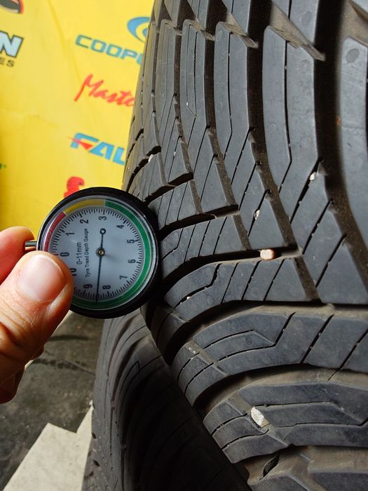 215/50R17 Ceat allseason  2025 ca noi stare foarte buna