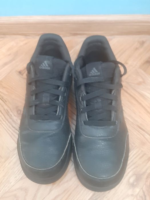 Кецове Адидас за момчета  .