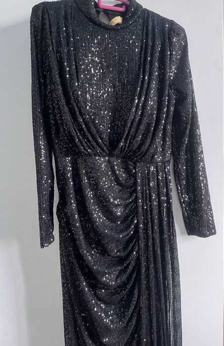 Платье черная вн