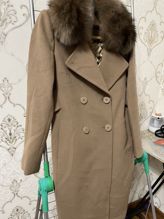 Пальто сатылады срочно новый