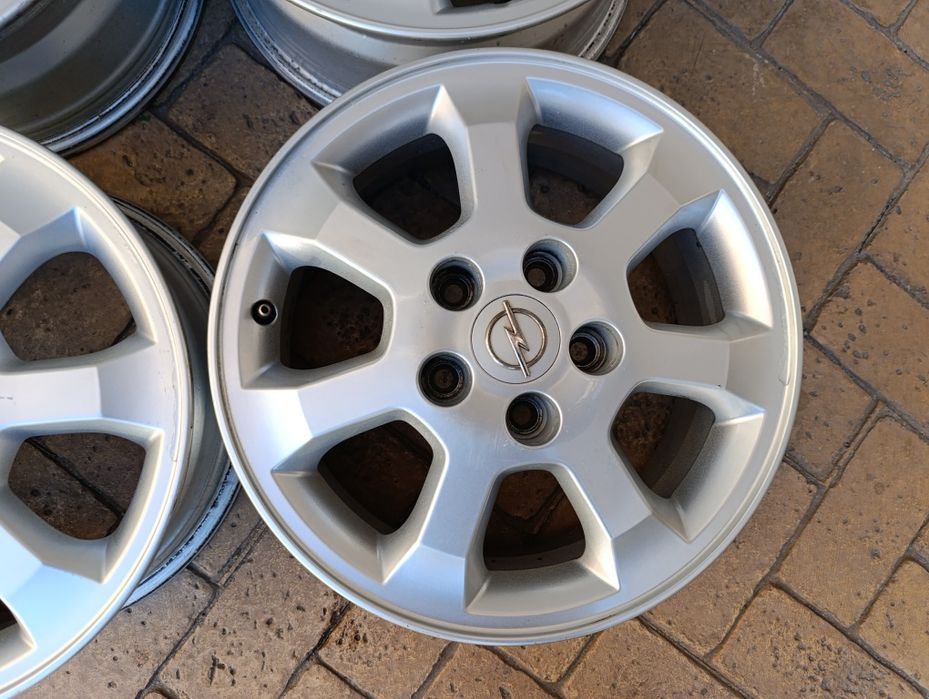 Оригинални джанти за Опел 5х110 15 цола