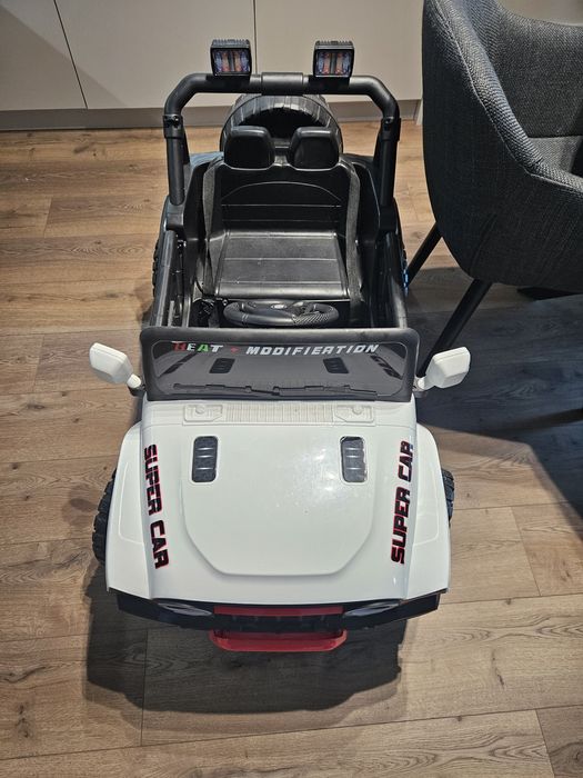 Джип 12V батерия и родителски контрол